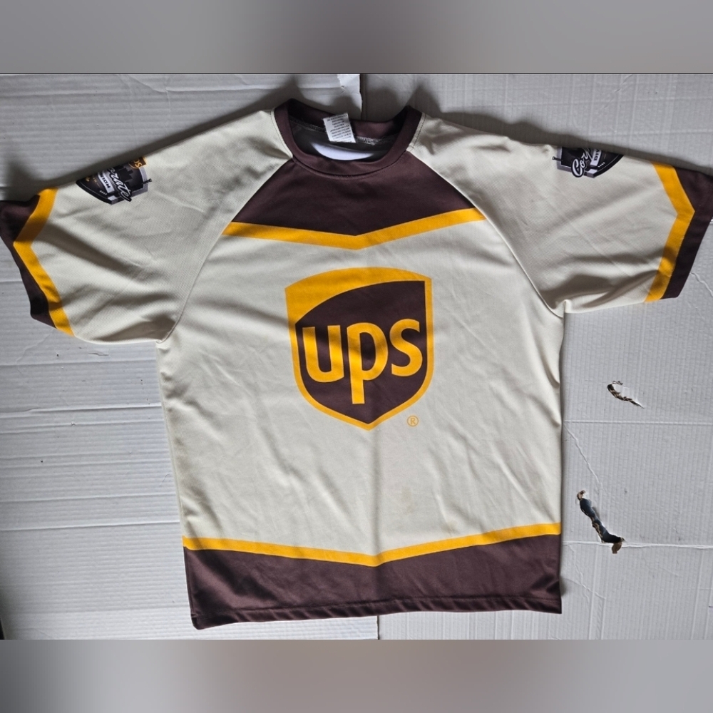 Kamazu UPS Corporate Division Cream & Brown Jersey 2015 Size Lrg